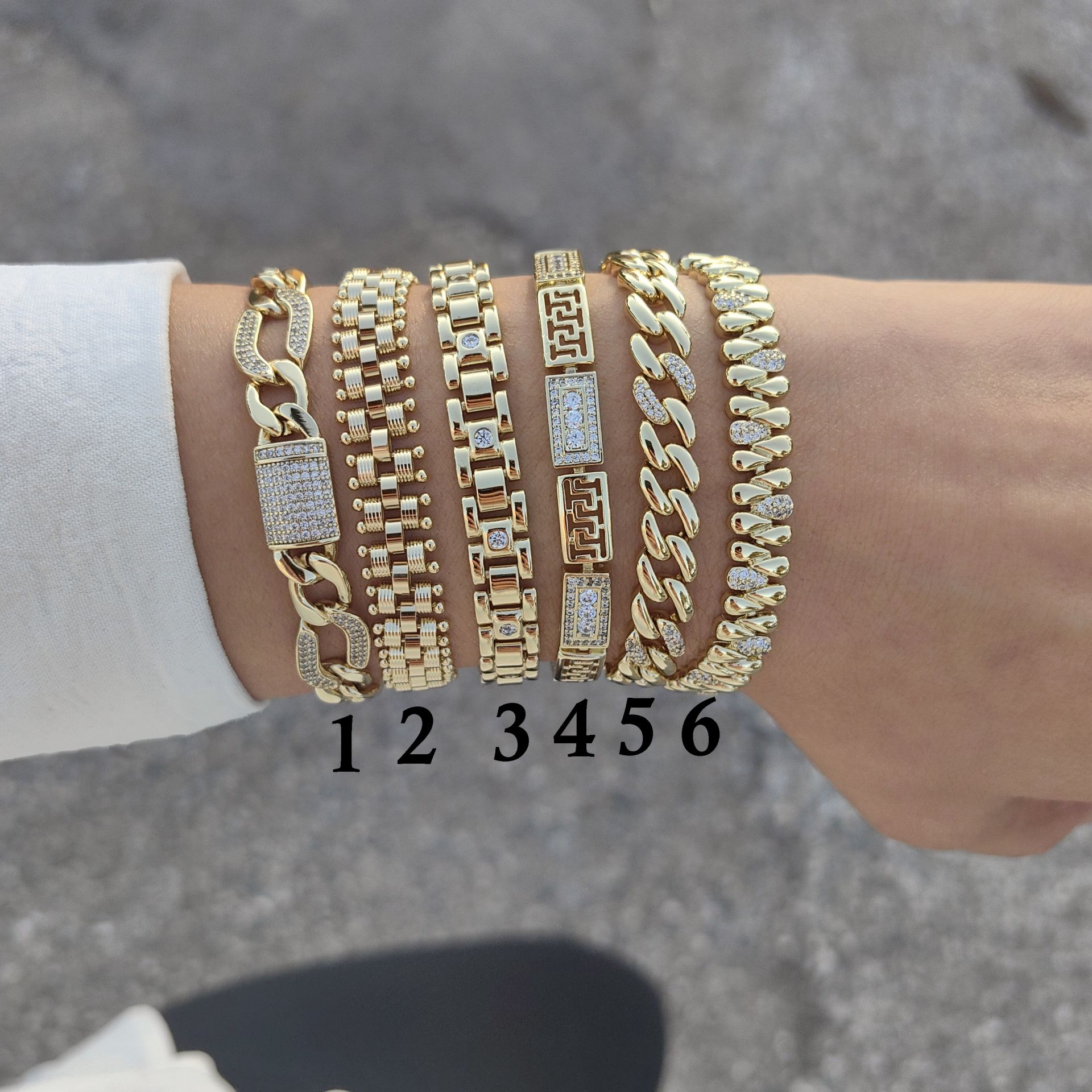 14K ALTIN KAPLAMA BİLEKLİKLER