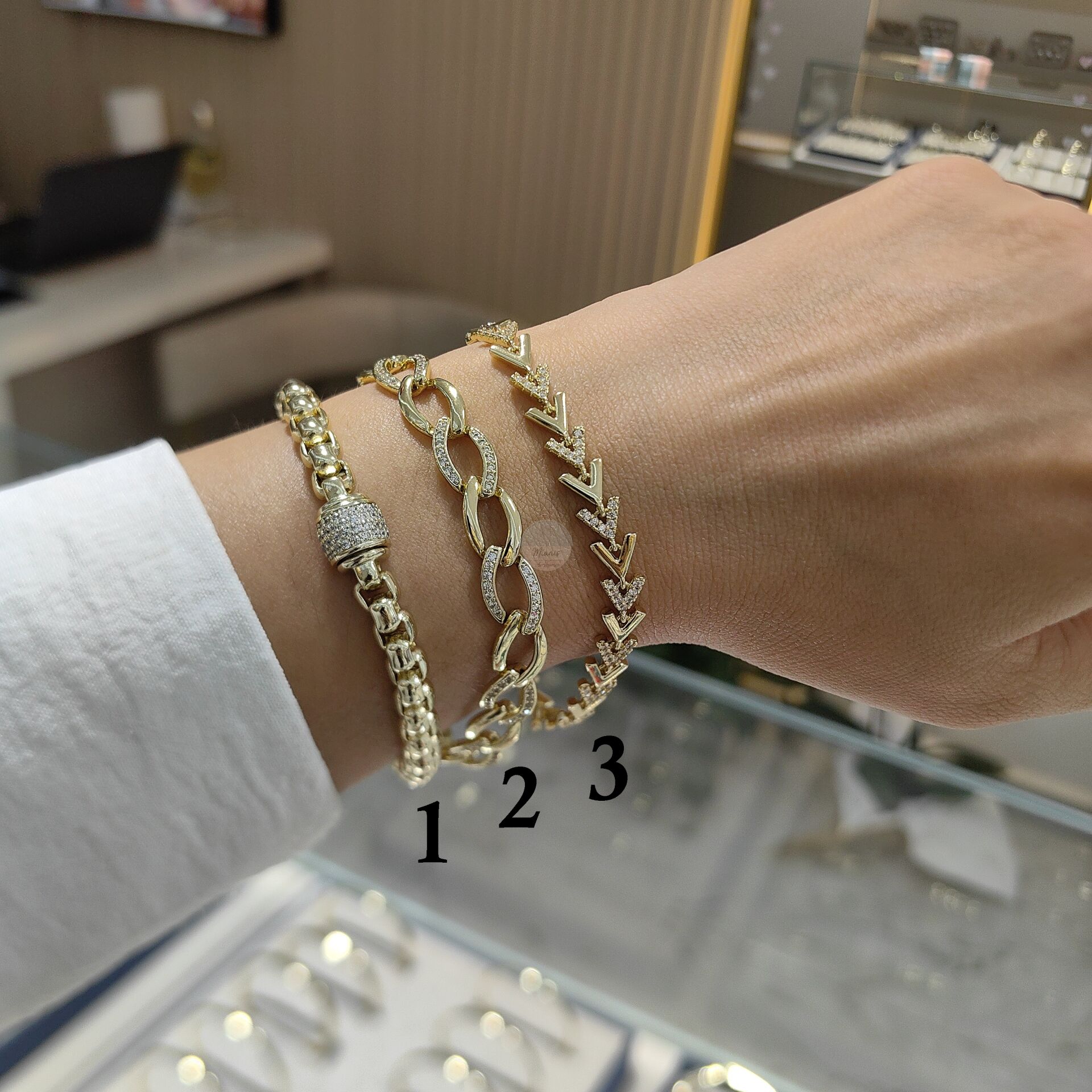 14K ALTIN KAPLAMA OMORFİ BİLEKLİKLER