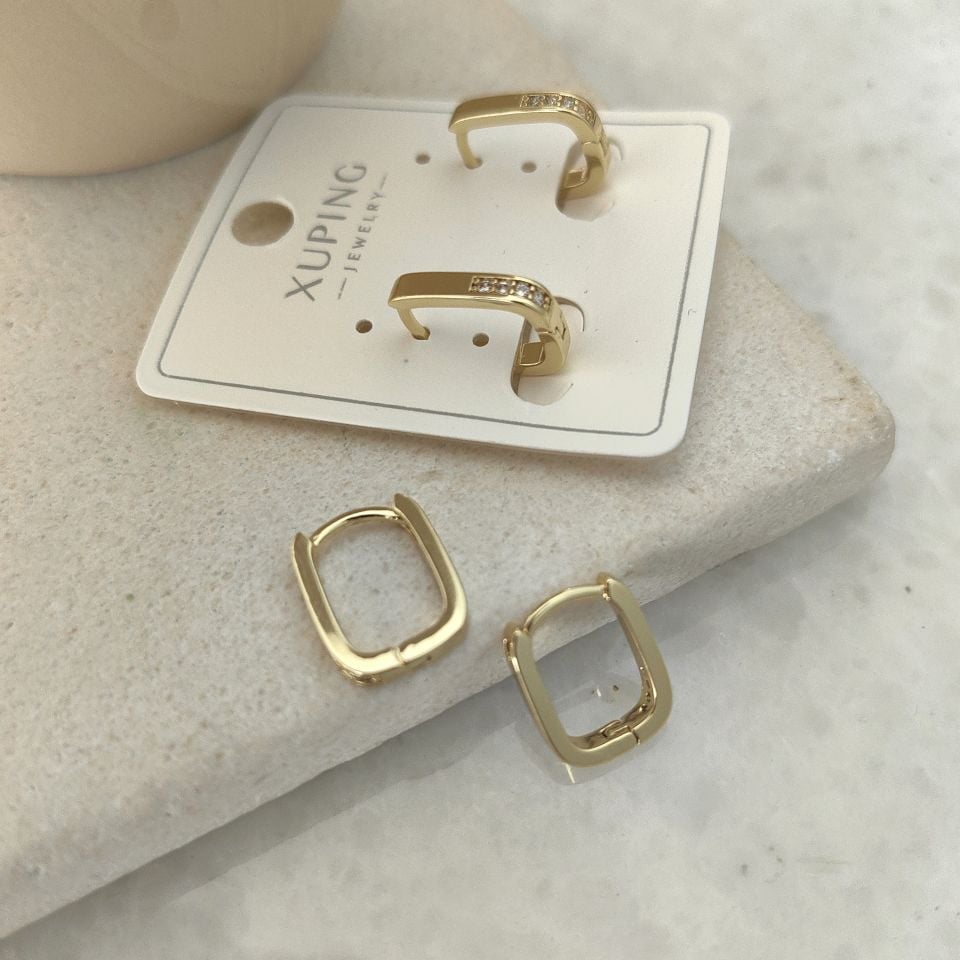 14K ALTIN KAPLAMA KARE MİNİMAL KÜPE