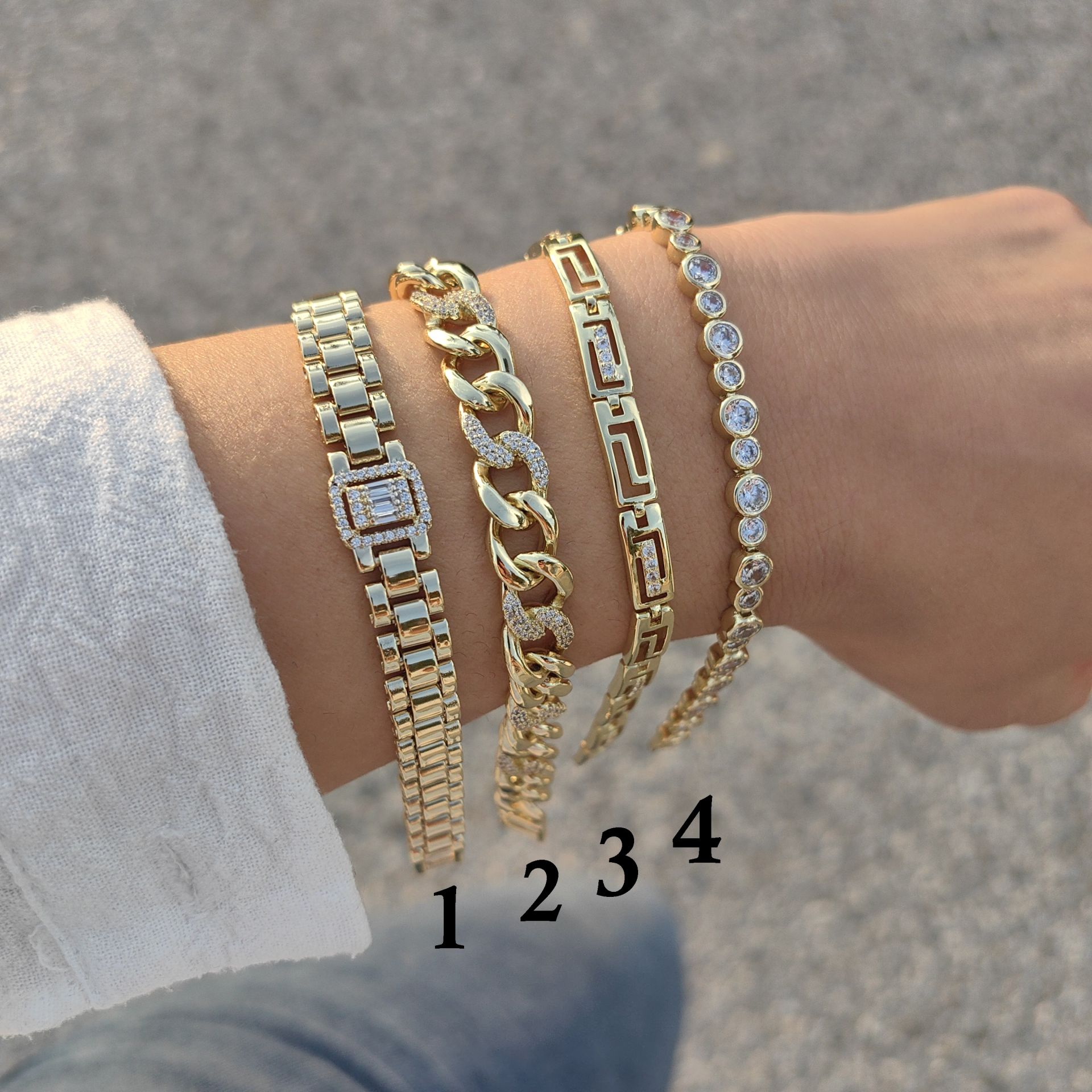 14K ALTIN KAPLAMA BİLEKLİKLER