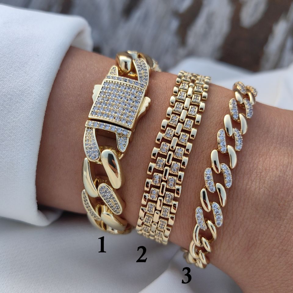 14 AYAR ALTIN RENGİNDE GURMET KOMBİN