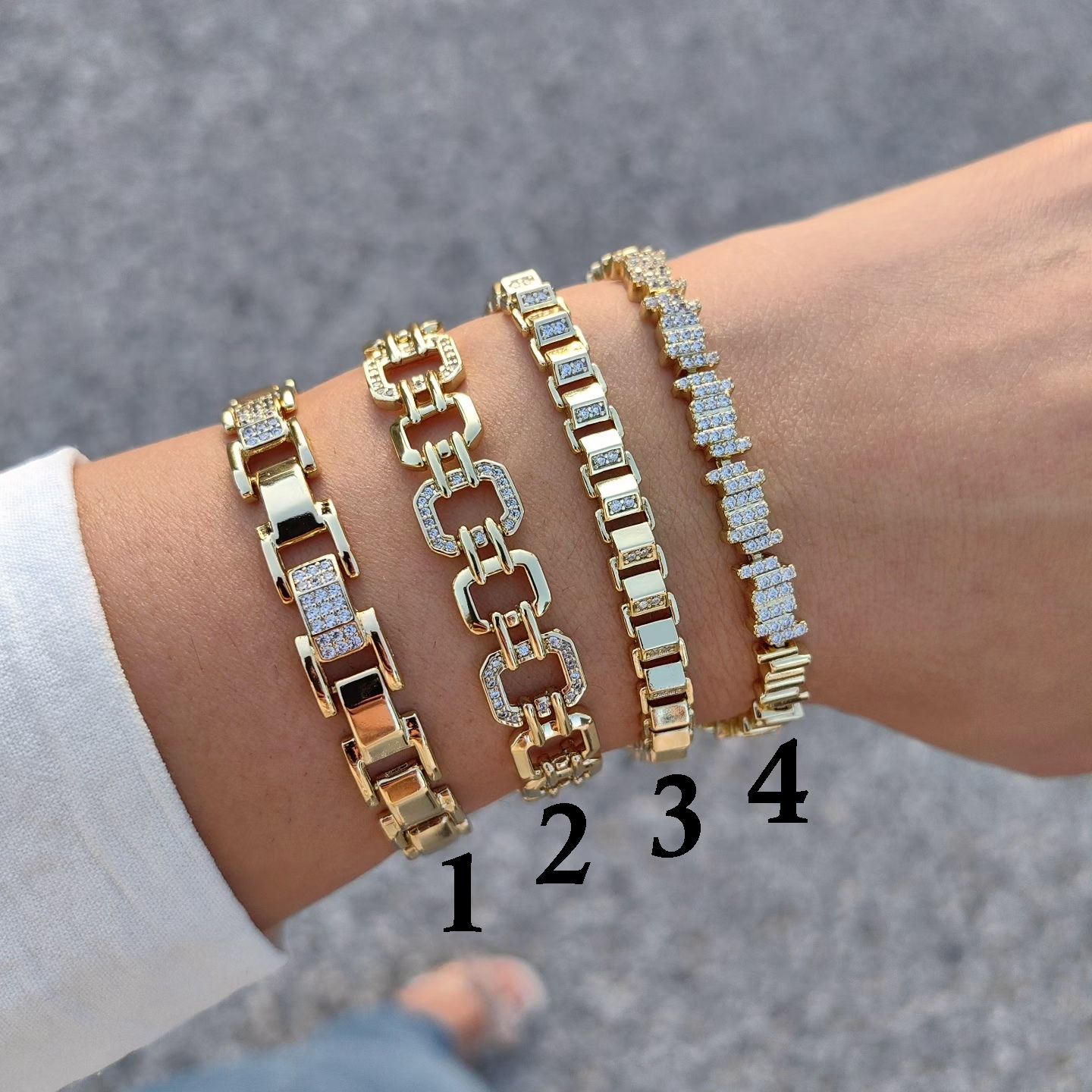 14 AYAR ALTIN KAPLAMA BİLEKLİKLER