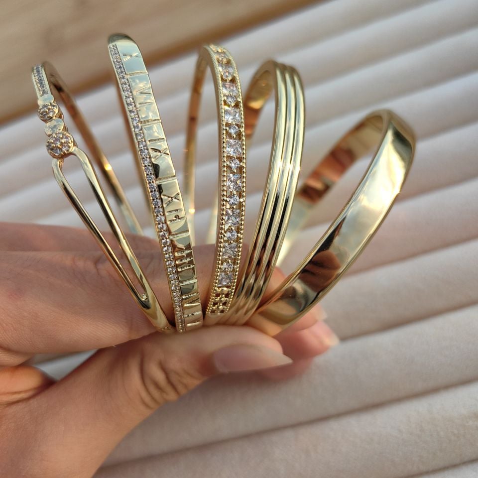 14 AYAR ALTIN RENGİ KUYUM KELEPÇE BİLEZİKLER