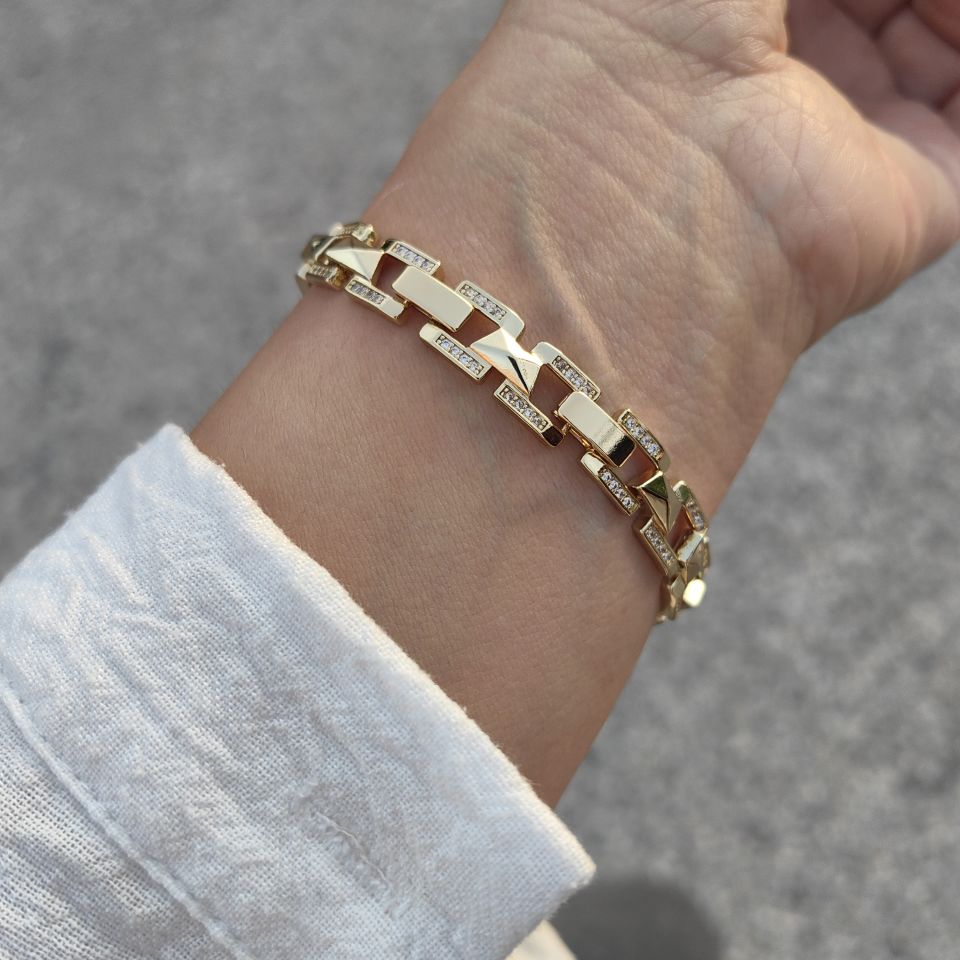 14K ALTIN KAPLAMA KARE KESİM TAŞLI BİLEKLİK