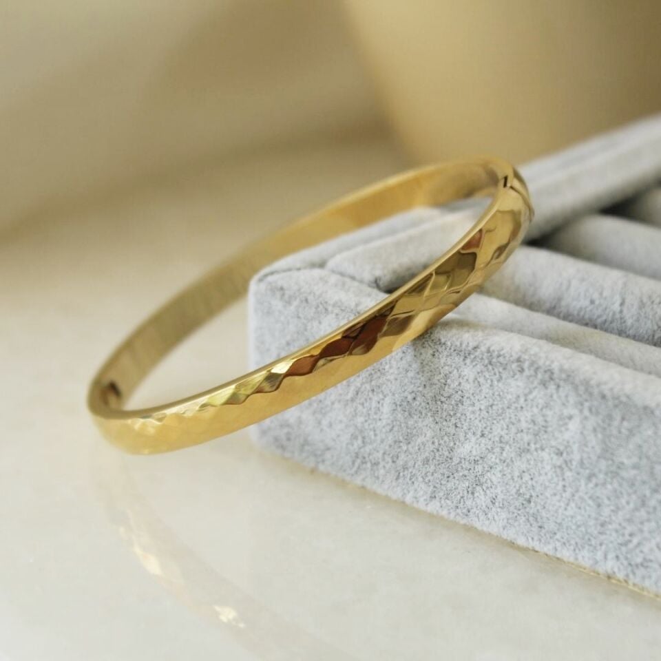 ÇELİK BAKLAVA MODEL GOLD KELEPÇE