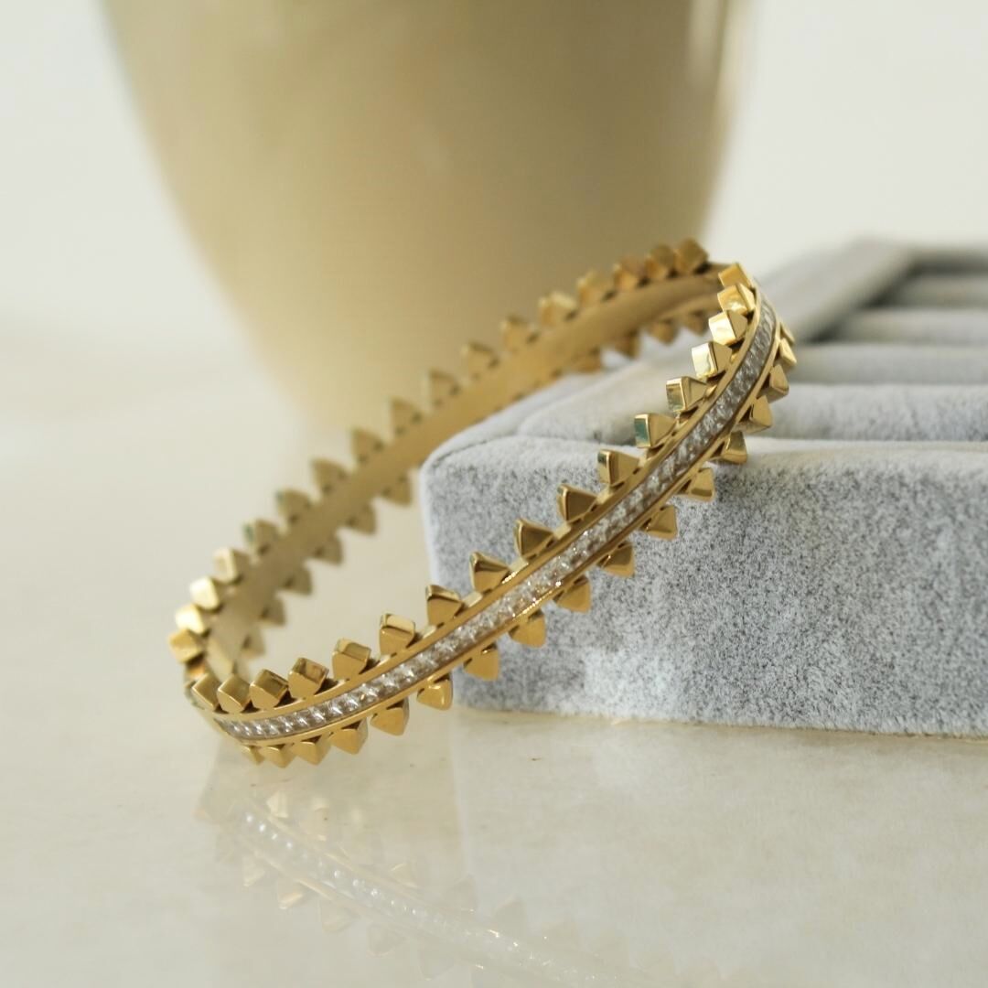 ÇELİK GOLD TAŞLI KELEPÇE