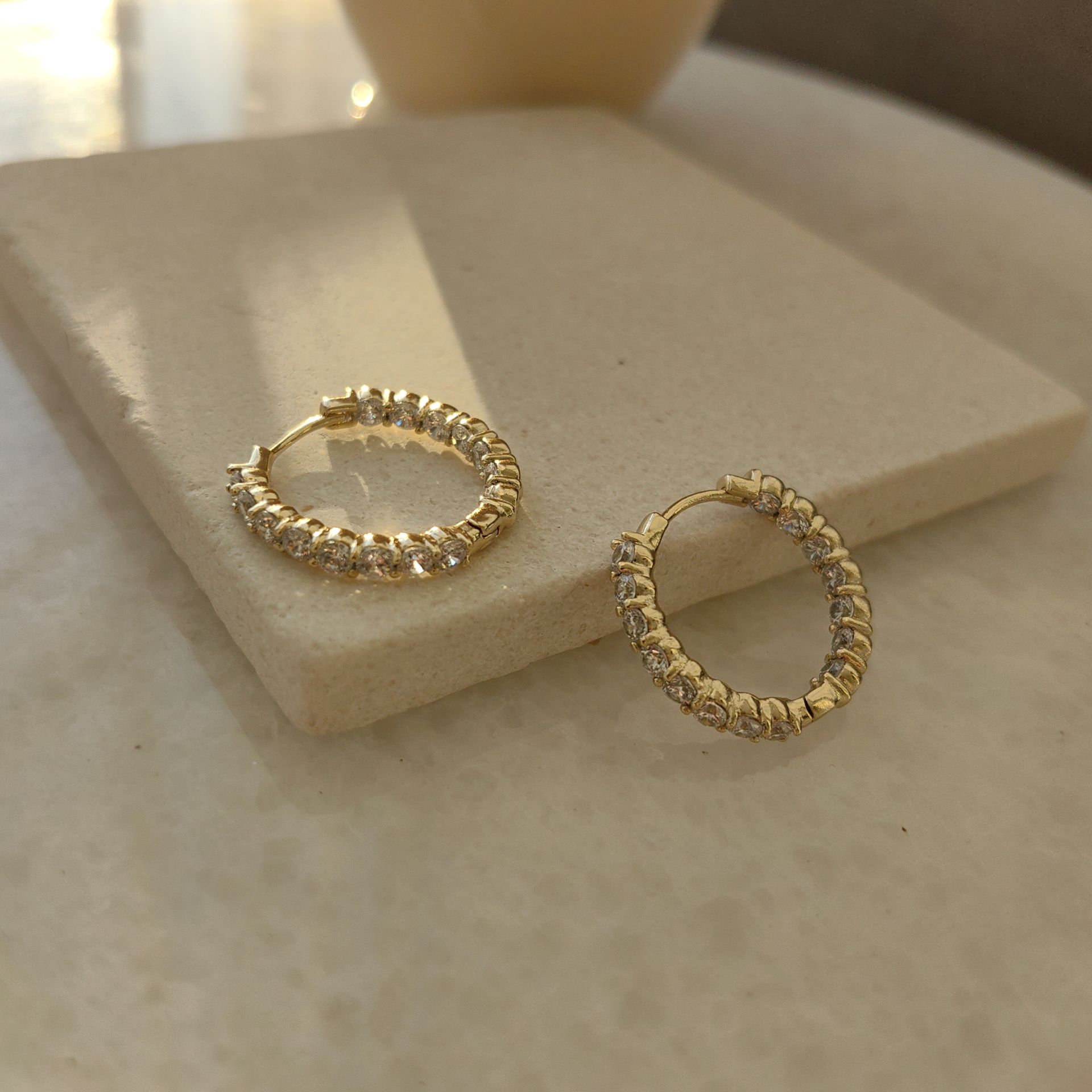 14K ALTIN KAPLAMA SU YOLU HALKA KÜPE