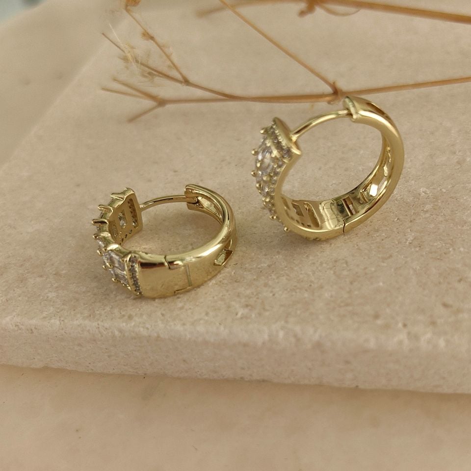 14K ALTIN KAPLAMA TAŞLI KÜPE