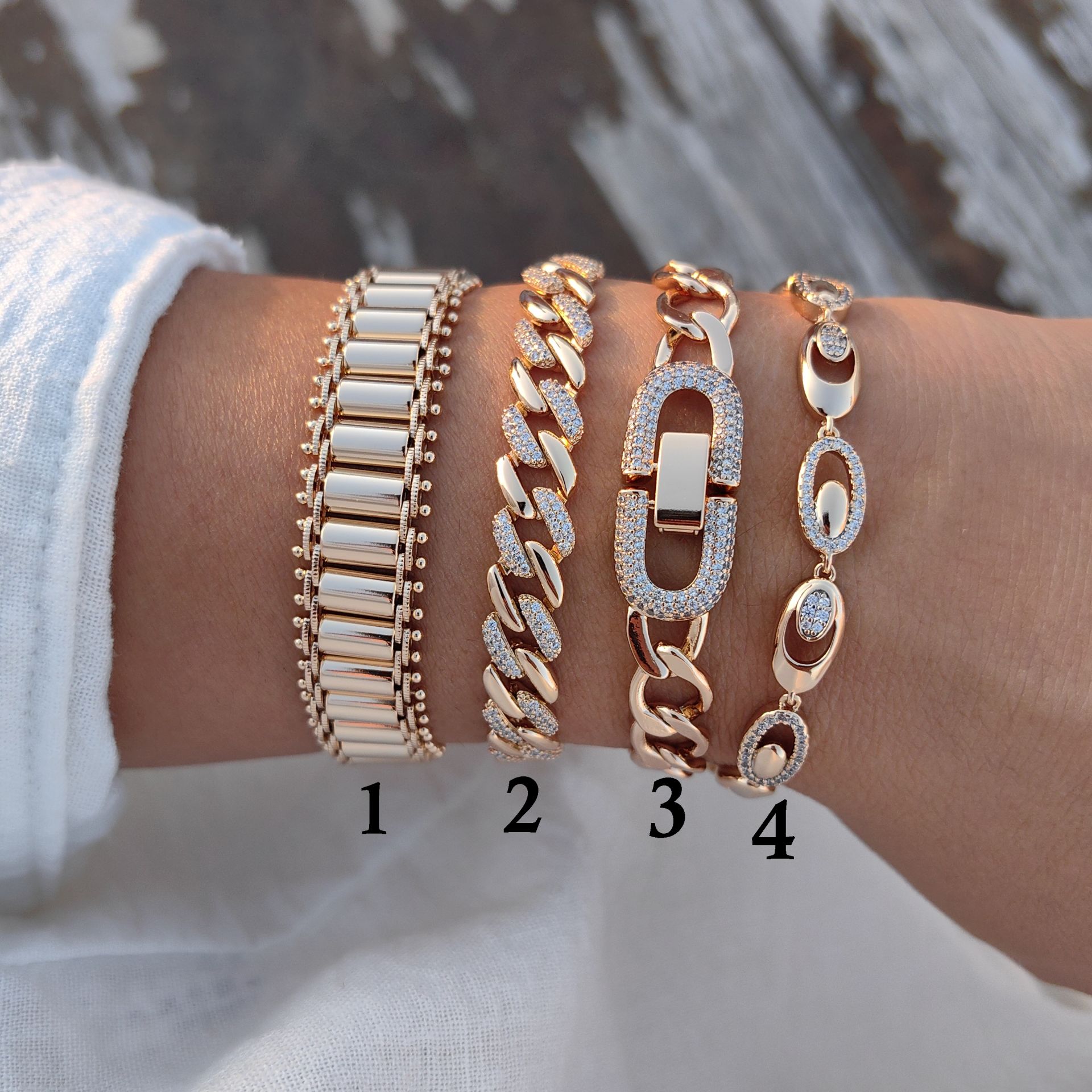 HAFİF ROSE KAPLAMA BİLEKLİKLER