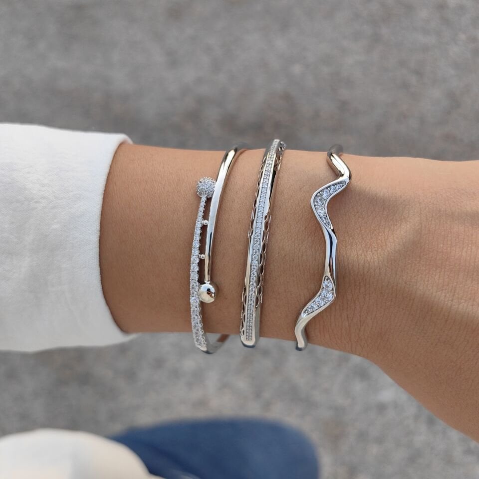 SİLVER KAPLAMA KELEPÇELİ BİLEZİKLER