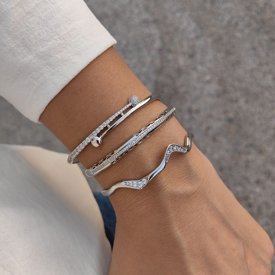 SİLVER KAPLAMA KELEPÇELİ BİLEZİKLER