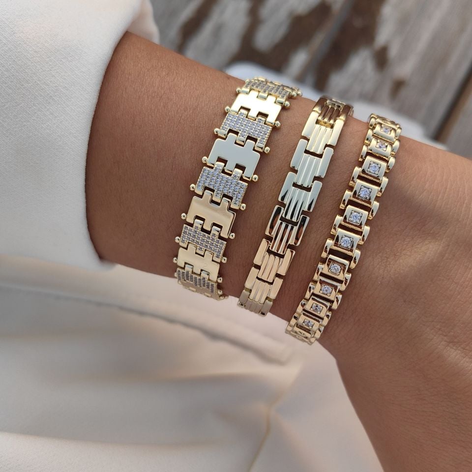 14K ALTIN RENGİNDE BİLEKLİKLER