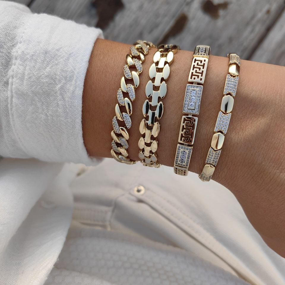 14K ALTIN RENGİNDE BİLEKLİKLER