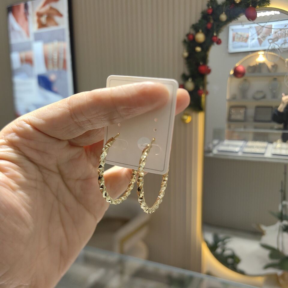 14K ALTIN KAPLAMA BURGULU KÜPE