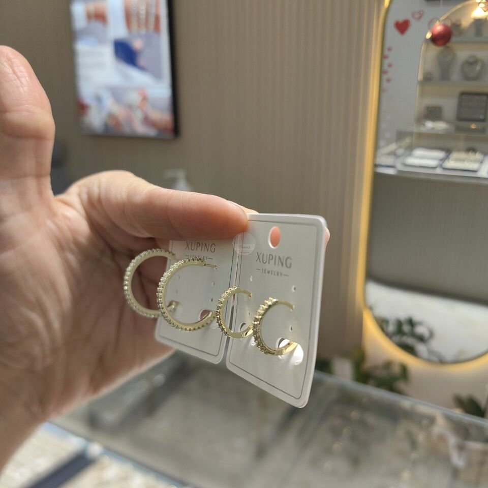 14K ALTIN KAPLAMA TAŞLI HALKA KÜPELER