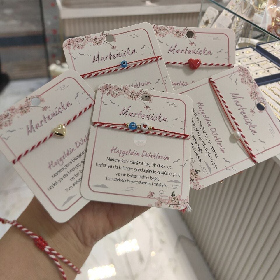 MARTENİÇKA BİLEKLİKLER