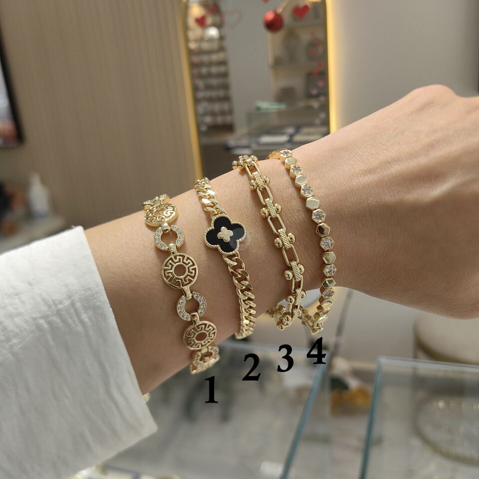 14K ALTIN KAPLAMA BİLEKLİKLER