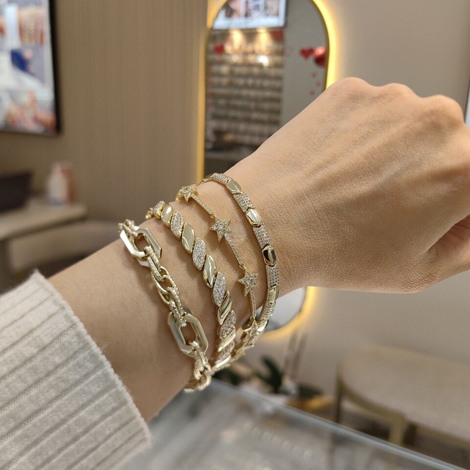 14K ALTIN KAPLAMA BİLEKLİKLER