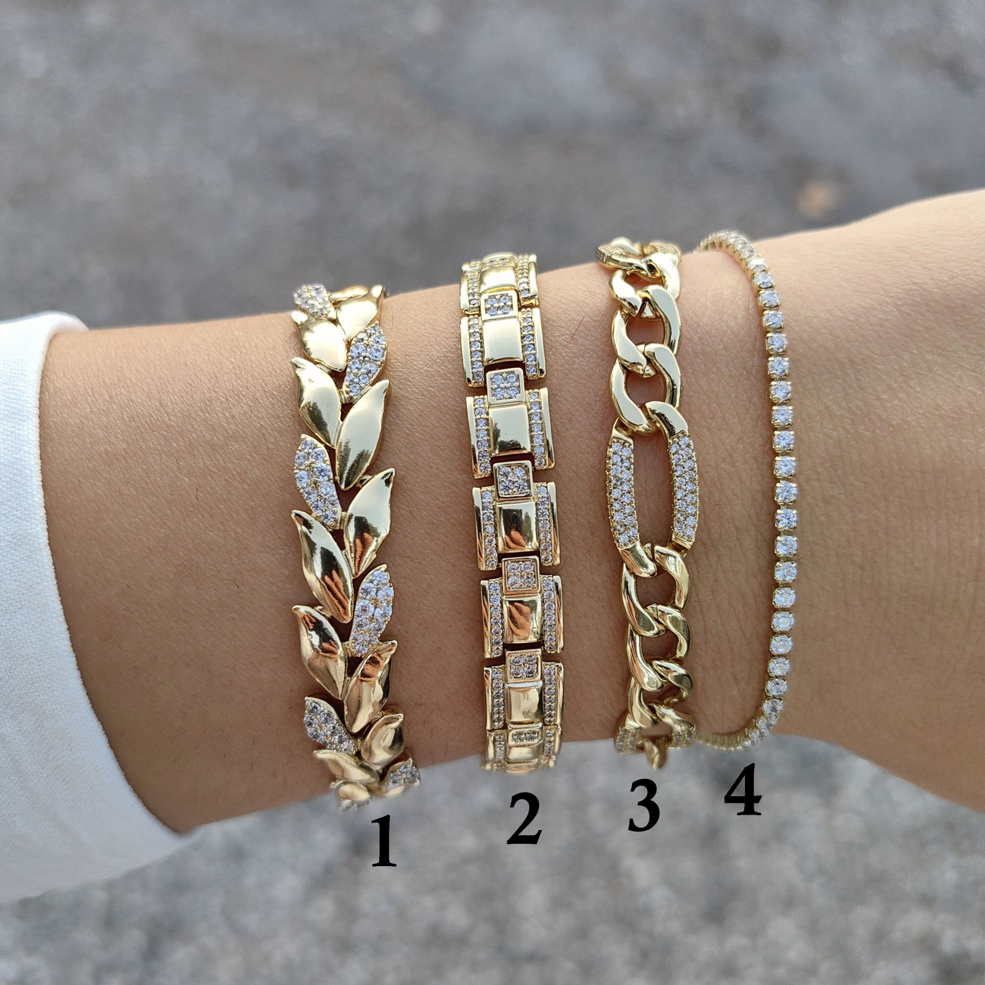 14K ALTIN KAPLAMA BİLEKLİKLER