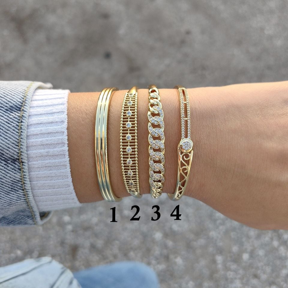 14 AYAR ALTIN KAPLAMA KELEPÇELER