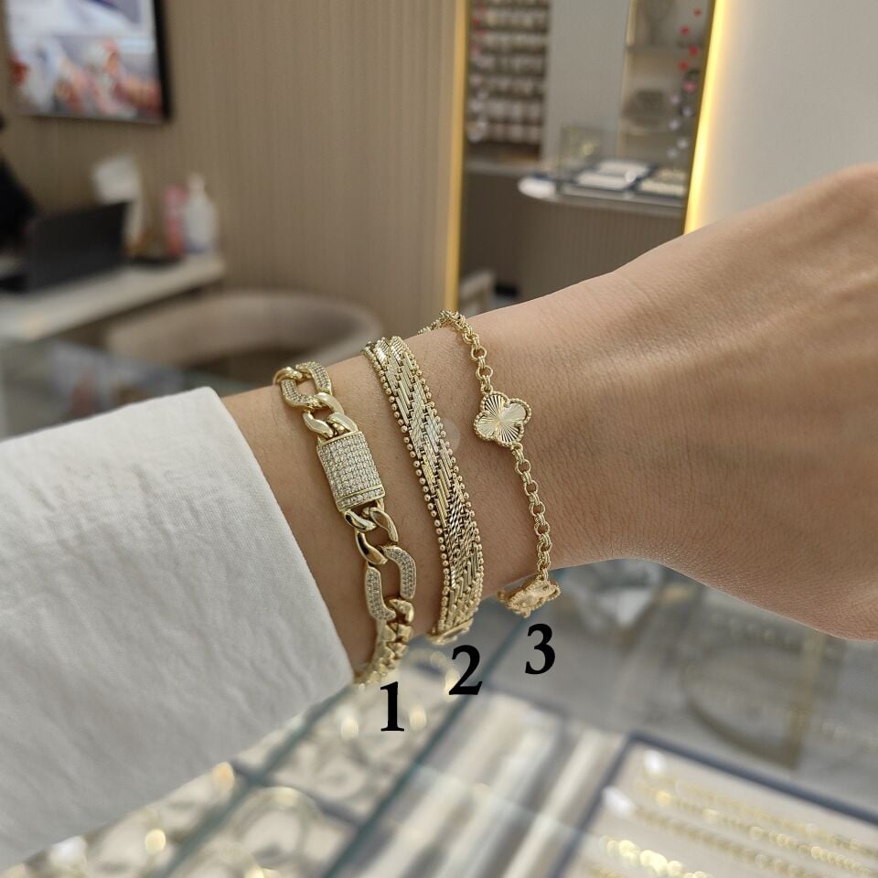 14K ALTIN KAPLAMA QUENN BİLEKLİKLER