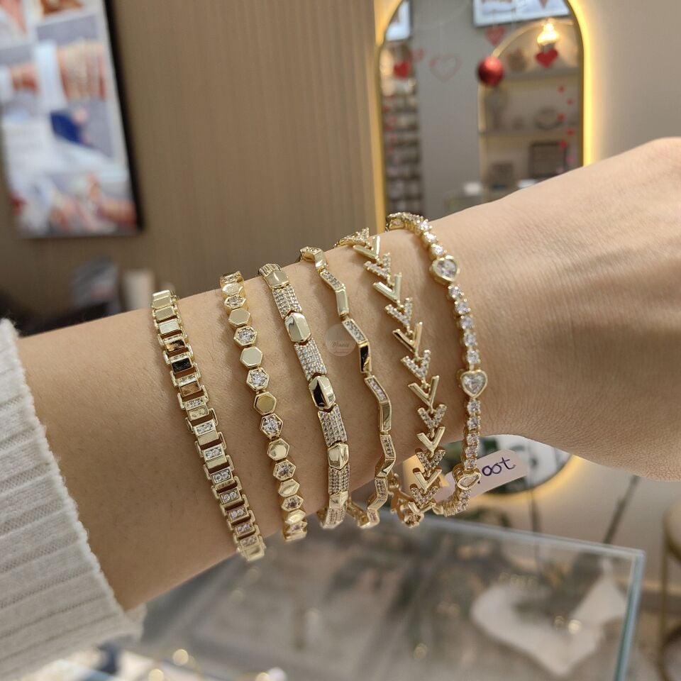 14K ALTIN KAPLAMA ELEGANT BİLEKLİKLER