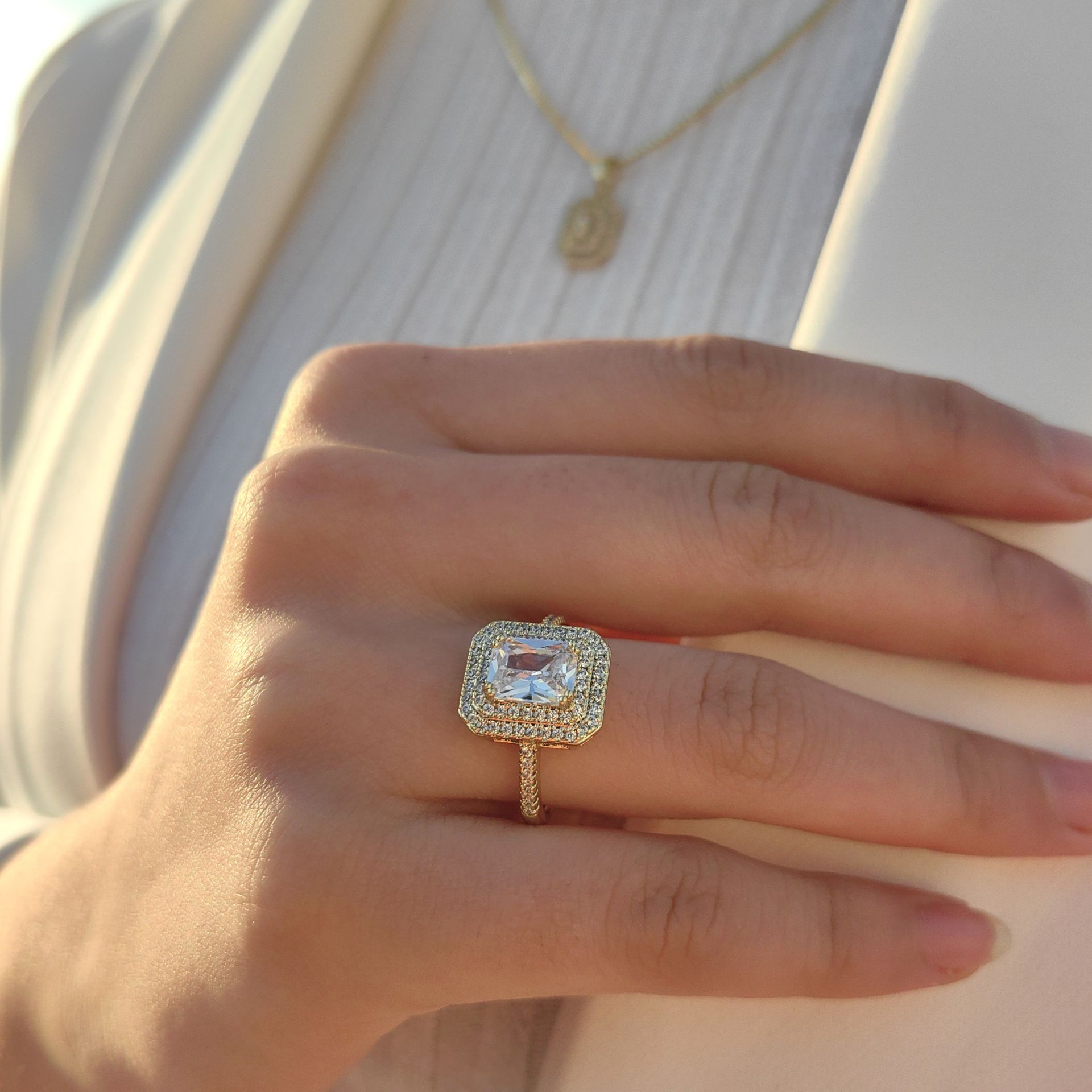 14 AYAR ALTIN RENGİ KUYUMCU MODEL BAGET YÜZÜK