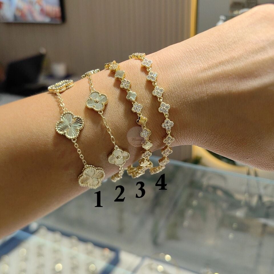 14K ALTIN KAPLAMA VN CLEFF BİLEKLİKLER