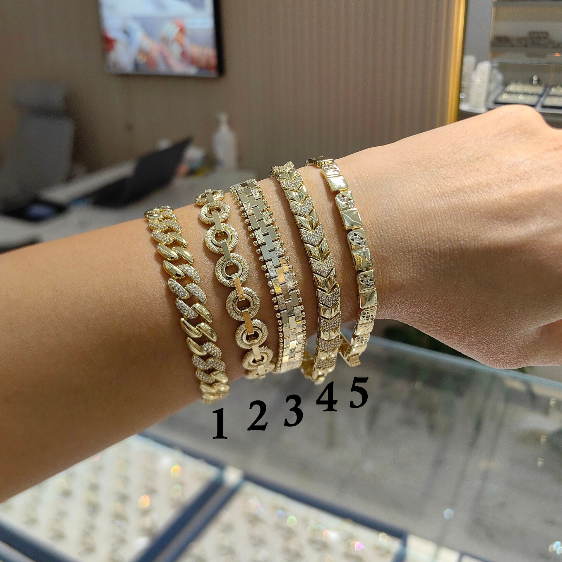 14K ALTIN KAPLAMA BİLEKLİKLER